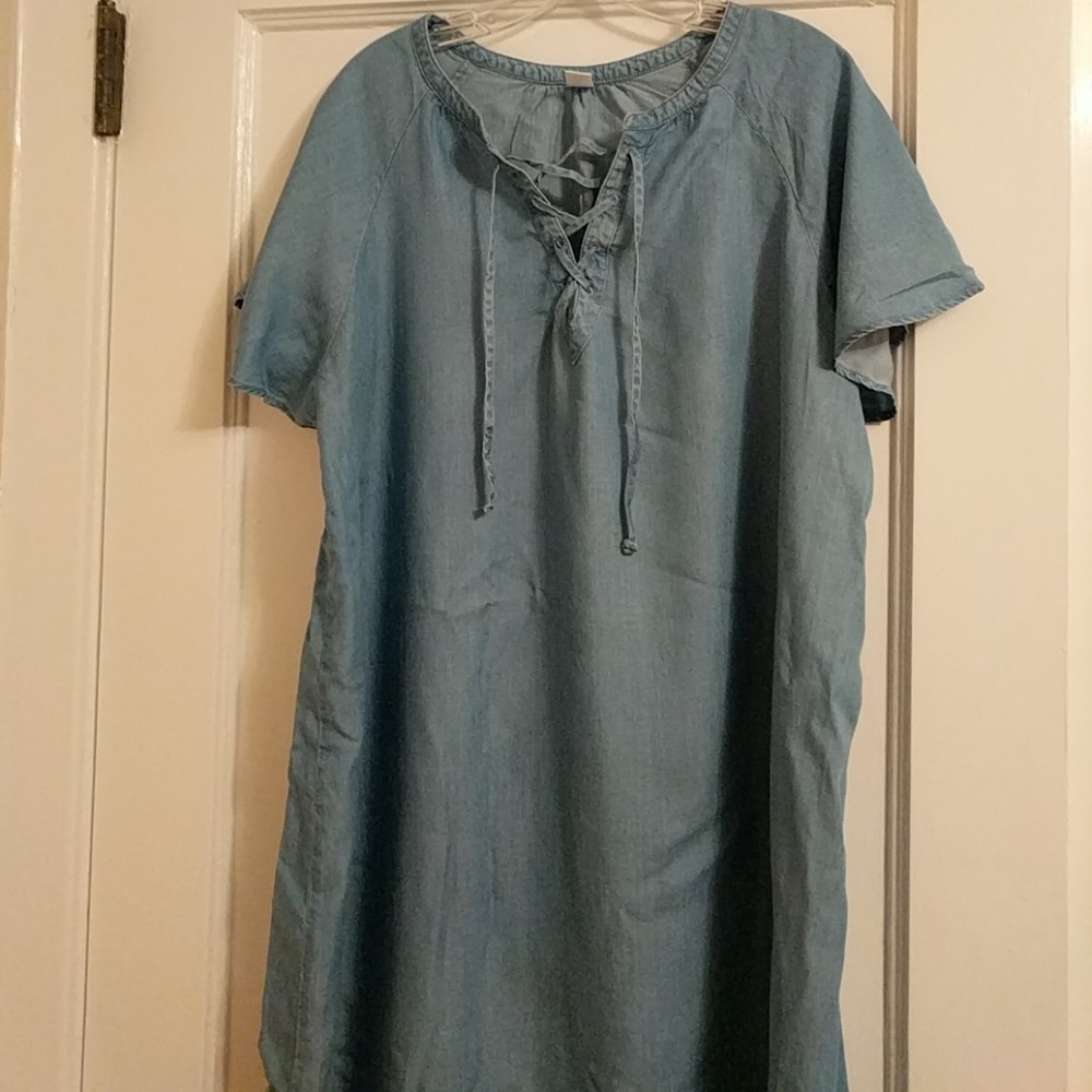 NWT Chambray lace-up Dress